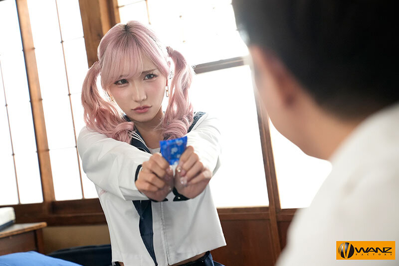 ＜JK＞ 「セックスの練習させてよ！？」男勝りな幼馴染のモカがコンドー...