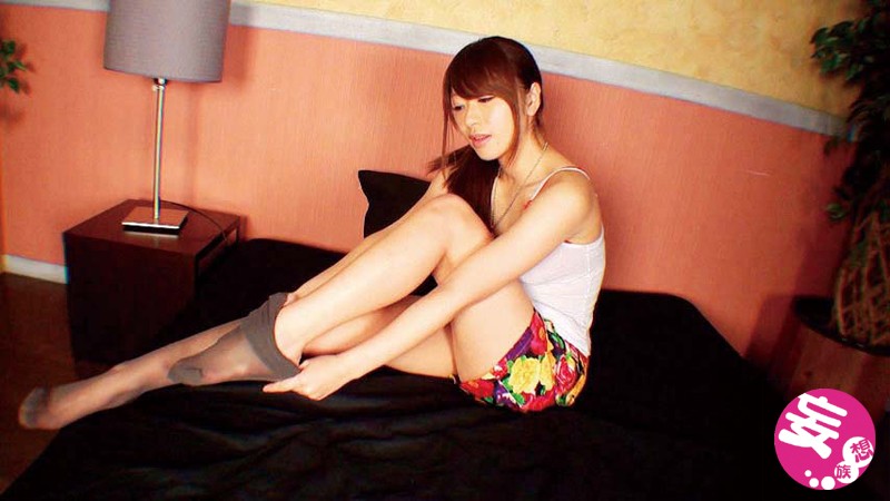 ＜JK＞ 美脚JKはパンストが大好き！女子校生のムチムチした黒パンスト...
