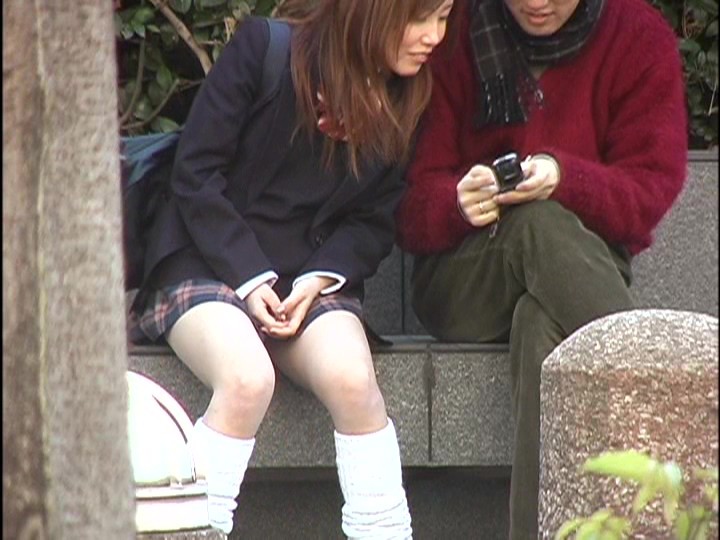 ＜JK＞ 激撮！ 素人パンチラ特報DX 意外と無防備なGAL達の股間 ...